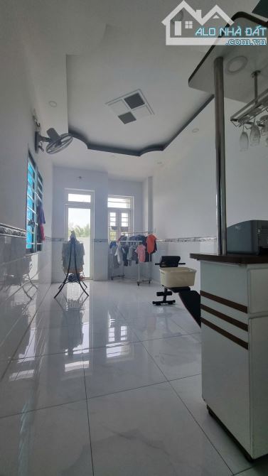 💒 Mặt tiền Lưu Hữu Phước ,P15 Q8, DT 4 x 21, 4 tầng. Giá 6,7 tỷ TL.   ✅ Diện tích: 83.2m2 - 8