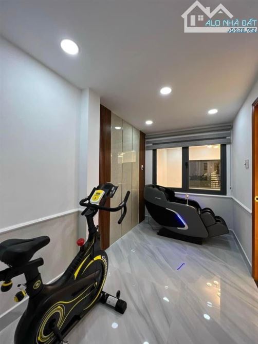 Bán nhà HXH đường Cống Lở, P15, quận Tân Bình. DT: 37m2 x 5 tầng -4,4x 8,5 Giá 6.27 tỷ TL - 8