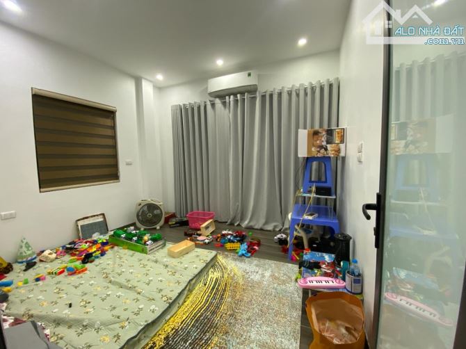 Bán nhà Bạch Mai 38/40m2, 5T, MT 7m ngõ rộng 4m, gần phố, sổ nở hậu. Giá 9.5 tỷ có tl - 8
