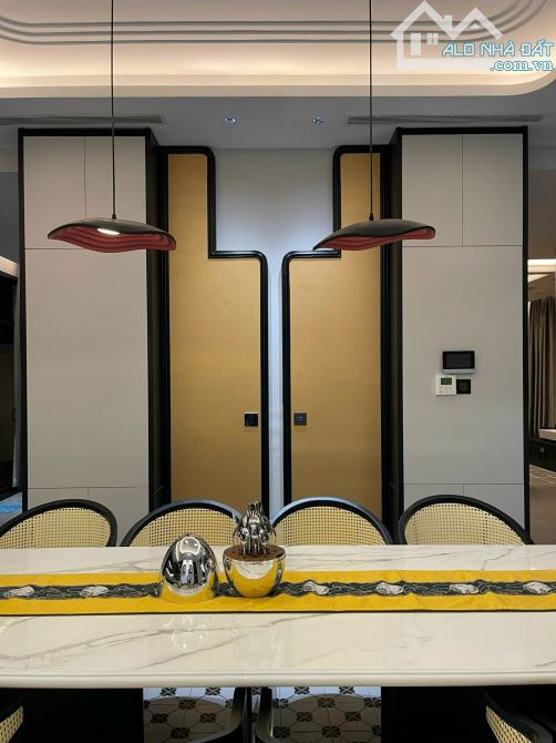 Bán nhà biệt thự TM.Lợi Victoria dự án Novaland Quận 2 cũ đường 65 gần chợ (267m2) 65 tỷ - 8