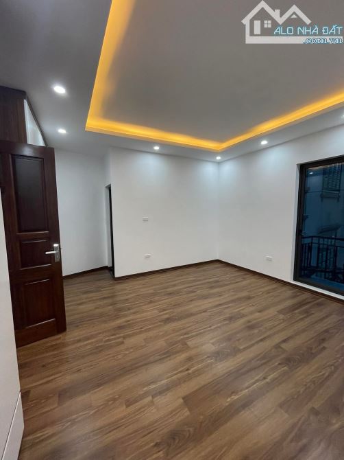 Nhà đẹp 6 tầng thang máy Võ Chí Công, ngõ rộng, giá hấp dẫn nhỉnh 10 tỷ. - 8