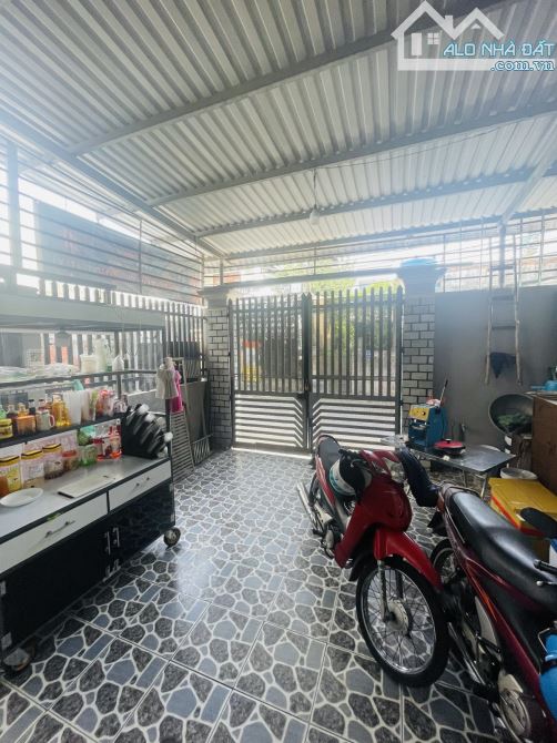 hiếm-Bán nhà 2 lầu ,(ngang 7,2mx38m) 276m2, mt đường gần tỉnh lộ 43, bình chiểu,thủ đức - 8