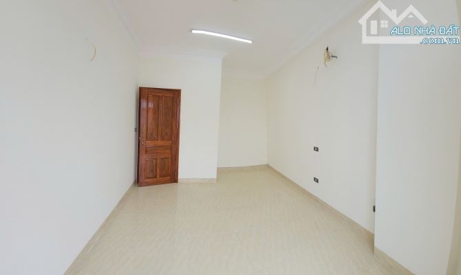 Bán nhà vị trí đẹp đường Lệ Mật - Q. Long Biên - 7