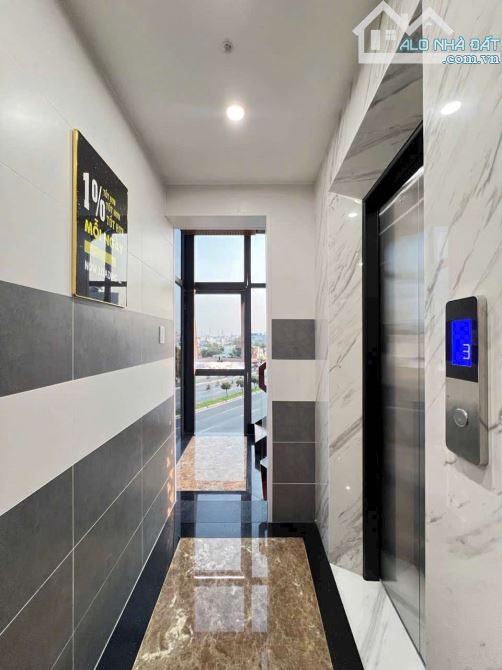 TOÀ NHÀ 5 TẦNG MT PHẠM VĂN ĐỒNG 90m2 - THU NHẬP HƠN 1 TỶ/NĂM - GIÁ 25.9T - 8