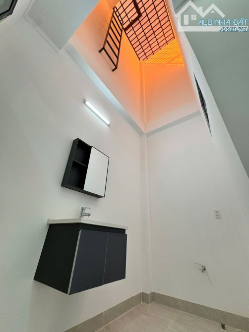 Nhà đẹp mới 100% hẻm lê duẩn gần cao đẳng sư phạm đak lak - 9