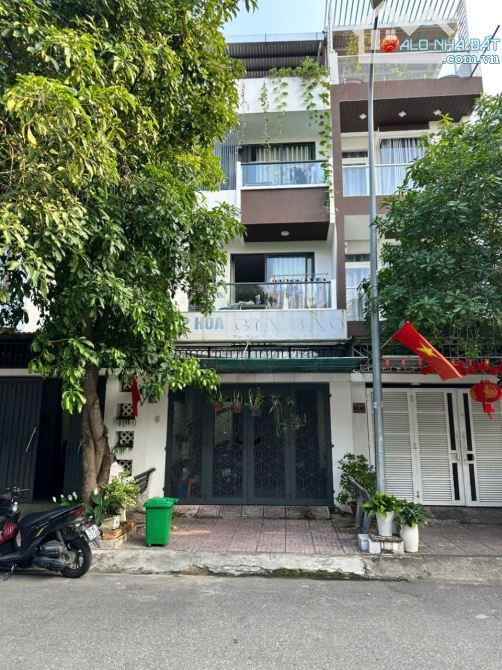 Bán nhà xây theo kiểu căn hộ đang có dòng tiền 19tr 1 tháng - 9