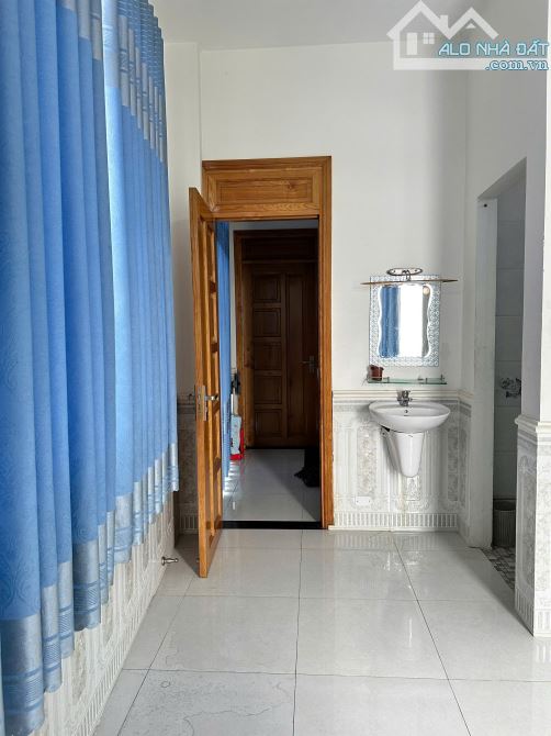 Cần bán gấp căn góc 2MT 1T1lửng3L đường Lâm Thị Hố, DT: 5x13m. Giá 7.5 tỷ Thương lượng - 9