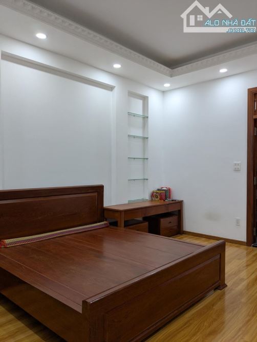 BÁN NHÀ 4 TẦNG HẺM XE HƠI, ĐƯỜNG HUỲNH VĂN NGHỆ, P 12 , GÒ VẤP, DT65M, GIÁ 9.7 TỶ - 9