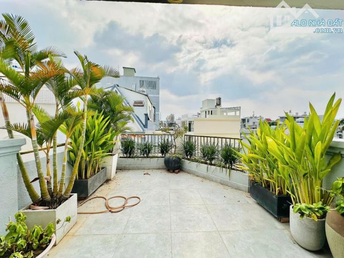 Nhà đẹp siêu phẩm trên đường Nguyễn Văn Khối, Phường 9 - 9