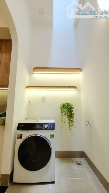 NHÀ FULL NỘI THẤT GẦN CHỢ Y NUÊ: GIÁ 3.95 tỷ - 9