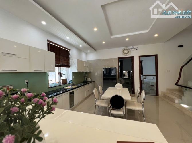 Biệt Thự An Viên sát biển 4 tầng nội thất mới cao cấp gần sát VIN Phú Quý - 9