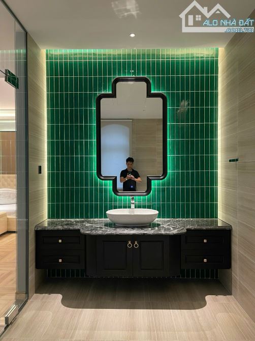 Bán nhà biệt thự TM.Lợi Victoria dự án Novaland Quận 2 cũ đường 65 gần chợ (267m2) 65 tỷ - 9