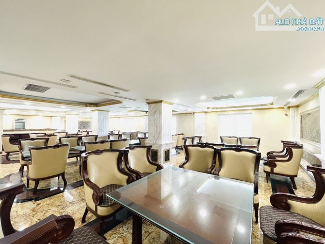 Bán nhà mặt phố Tố Hữu 200m2 5 tầng mt 20m giá 85 tỷ - 9