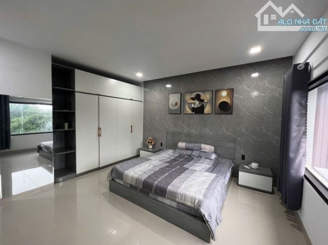 NHÀ MÊ THIẾT KẾ HIỆN ĐẠI CUỐI YMOAL RẼ TRÁI - Loctran - 9