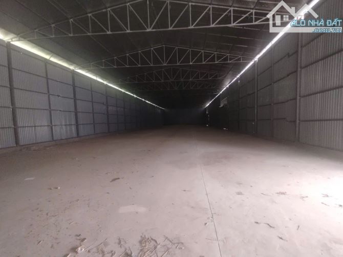 Cho thuê kho đường Kim Giang, Thanh Trì. DT 1000m2, cao 7m, dựng mới 100% chưa sử dụng. Gi - 9