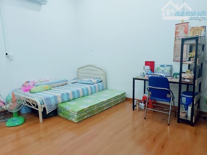 HẺM OTO ĐẤT THÁNH – PHƯỜNG 6, TÂN BÌNH - DT: 4.7x20 - CHỈ 10.3 TỶ. - 9