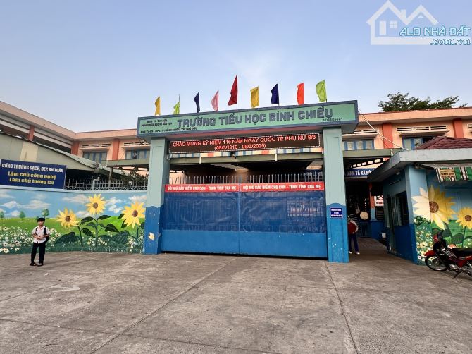 hiếm-Bán nhà 2 lầu ,(ngang 7,2mx38m) 276m2, mt đường gần tỉnh lộ 43, bình chiểu,thủ đức - 9