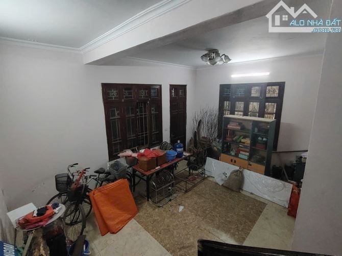 PHÂN LÔ Tập Thể ĐHNN - OTO TRÁNH - LÔ GÓC 3 THOÁNG VĨNH VIỄN - NHÀ 5 TẦNG - 9