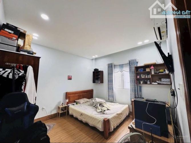 Bán nhà 1 trệt 2 lầu hẻm 1/ đường Đặng Văn Bi - P Trường Thọ, dt 61m2 - 9