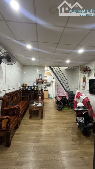 NHÀ ĐẸP Ở NGAY, Nguyễn Văn Quá, dt 40M2, đông hưng thuận quận 12 , chỉ 2.7 tỷ - 9