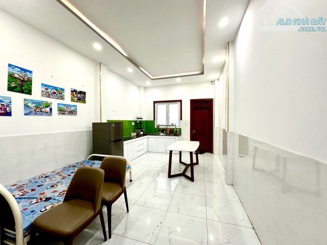 BÁN NHÀ 4 TẦNG - 4 P. NGỦ - HẺM XH - DƯƠNG THỊ GIANG - TTN , Q12 - GIÁ 6,6TỶ - 9