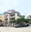 - Bán biệt thự lô góc phố  Mỹ Đình, 143m²  mặt tiền 10m  giá 42 tỷ, ô tô tránh, kinh doanh