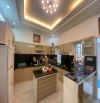 98/ Thích Quảng Đức, P5, Phú Nhuận . +Dtcn : 143m2, sàn: 363.4m2 + 7x19m, nở hậu đều 9m.