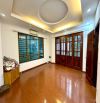 HOÀNG VĂN THÁI PHÂN LÔ OTO TRÁNH , OTO NGỦ TRONG NHÀ NHỈNH 10 TỶ