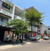 Tôi chính chủ: Bán toà căn hộ 6 tầng có hồ bơi cực đẹp. Sát biển. Doanh thu 450 triệu/thán