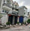 Nhà 4x18 xây 3 tâng , xe hơi để trong nhà, sát bên gò vấp