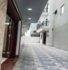 BÁN NHÀ MỚI XÂY THẠCH BÀN - LÔ GÓC 2 THOÁNG - NỞ HẬU