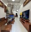 Bán nhà nguyên căn Trần Kim Xuyến, Cầu Giấy. DT 40m2, 5 tầng, MT 4.2m. Giá 14,7 tỷ