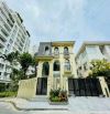 Bán biệt thự đơn lập Mỹ Kim, căn góc 2 mặt tiền, giá 125 tỷ đang có hợp đồng thuê dài hạn.