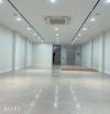 - Bán nhà đường Võ Chí Công, sát phố, nội thất xịn sò, 41m2, 11 tỷ.