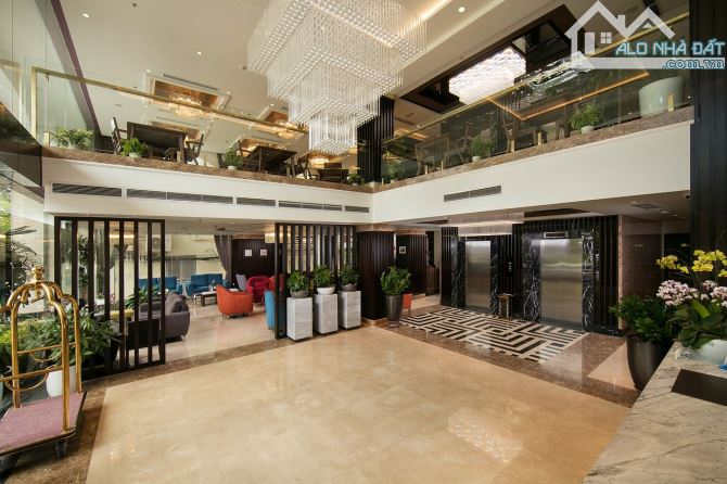 Bán khách sạn mặt phố Liễu Giai, Ba Đình, 420m2, giá 350 tỷ, 10 tầng, cho thuê 1 tỷ/ tháng