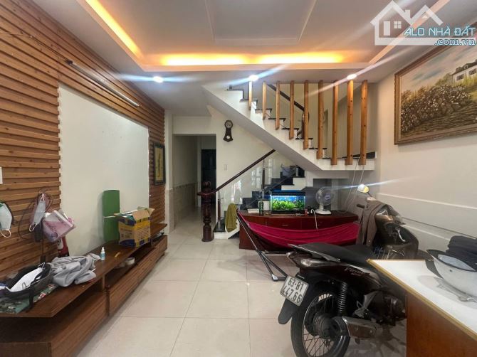 Bán nhà Lê văn Thọ f14 Gò Vấp hẻm xe hơi 07 chỗ thoải mái