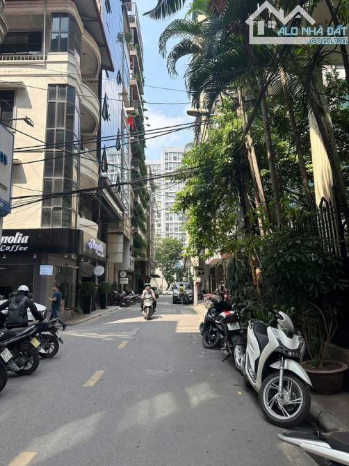 BÁN GẤP NHÀ PHỐ TÂN MAI, 7 TẦNG THANG MÁY, Ô TÔ KINH DOANH_DT 60M2, 7 TẦNG, MT 5M, 20.5TỶ