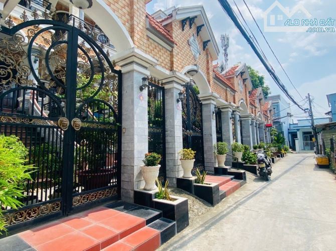 Bán nhà Thị trấn Nhà bè giá rẻ 58m 4 tầng chỉ 5.3 tỷ