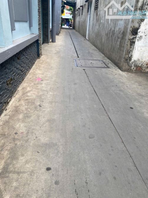 KHU CHỢ PHẠM VĂN BẠCH, TÂN BÌNH-99.5M2-3TẦNG-Ô TÔ 4 CHỖ ĐỔ CỬA-NHỈNH 7TỶ TL