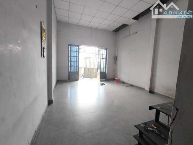 BÁN GẤP,  nhà Mặt tiền Đặng THị Tám, Bà Điểm sát Tân Thới Nhất (Q12) chỉ 5.4 tỷ TL.