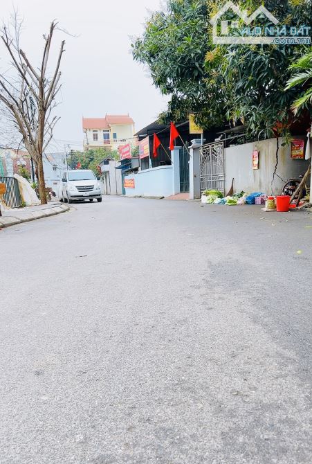 MẢNH ĐẤT VÀNG LÔ GÓC Ô TÔ TẢI VàO TẬN ĐẤT VÂN NỘI 52M ZÁ RẺ
