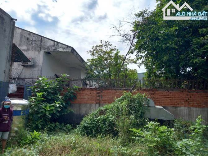 Bán Mặt Tiền đường 109, Phước Long B, Giá 22,5 tỷ/350m2