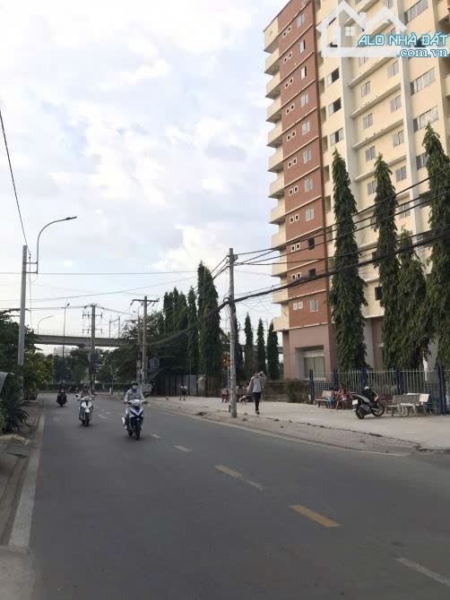 Bán Đất Mặt Tiền đường 904, phường Hiệp Phú gần Xa lộ Hà Nội. giá 7,5 tỷ