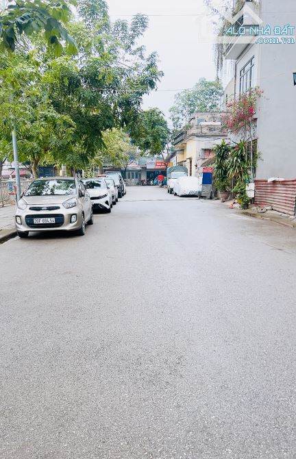 SIÊUU PHẨM NGÕ THÔNG Ô TÔ NGỦ TRONG ĐẤT NAM HỒNG 96M ZÁ RẺ