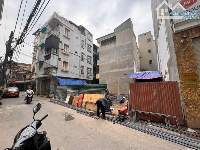 SIÊU PHẨM DUY NHẤT VẠN PHÚC HÀ ĐÔNG – Ô TÔ TRÁNH – KINH DOANH ĐỈNH –GIÁ SIÊU TỐT NHỈNH 12