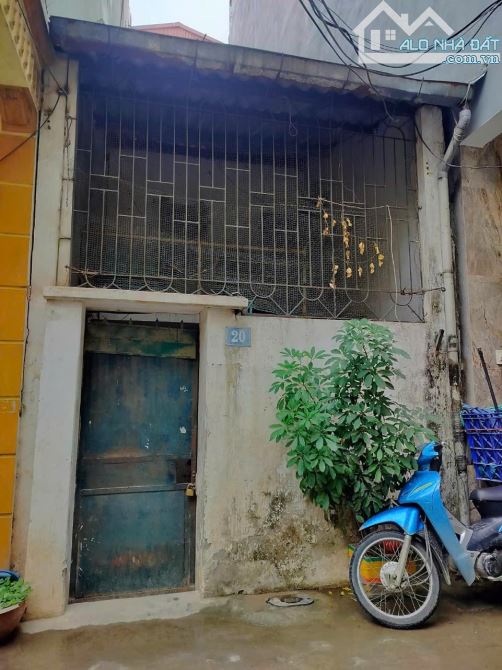 Ngay ngã tư Tố Hữu Vạn Phúc, 50m Đất sẵn nhà C4, 20m ra ô tô tránh. Giá hơn 5 tỷ