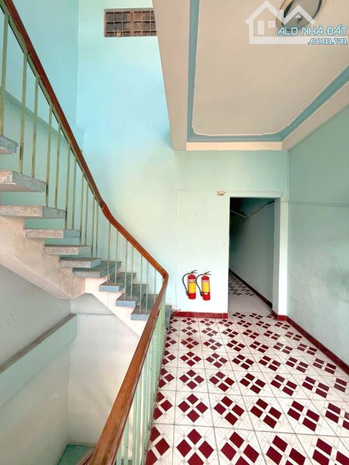 Bán Nhà Hẻm Xe Tải, Thành Thái, 94m2, 4 Tầng, Chỉ 20 Tỷ 9, Phường 14, Quận 10