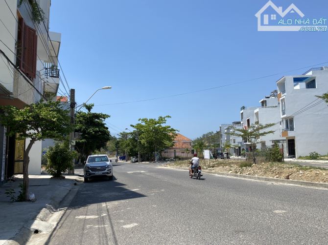 BÁN LÔ ĐẤT MẶT TIỀN ĐƯỜNG NGÔ VĂN SỞ – HÒN XỆN, VĨNH HÒA, NHA TRANG