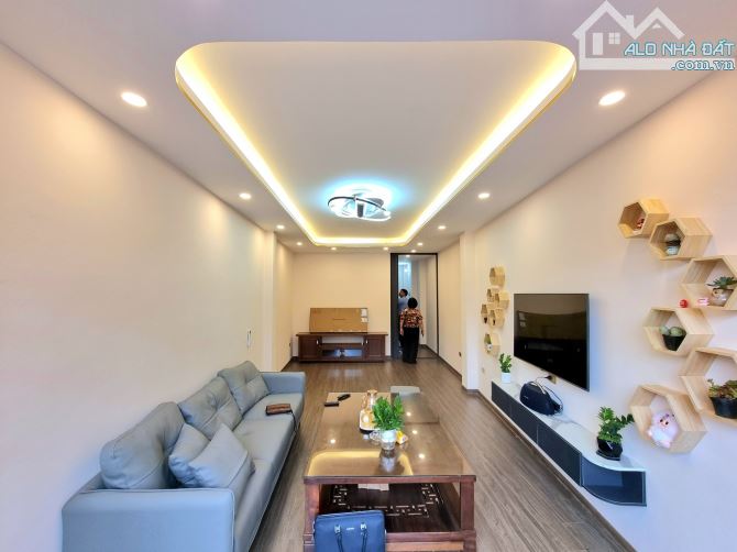 Bán nhà riêng tại Trần Phú, Văn Quán, Hà Đông DT34m2, hàng hiếm! Giá nhỉnh 6 tỷ