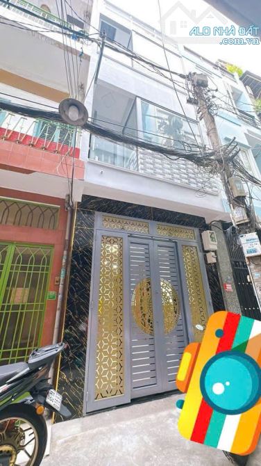 NHÀ ĐẸP HOÀNG DIỆU Q4- HẺM 4m- 4 LẦU ĐÚC-3x7m- CHỈ 4 TỶ NHỈNH